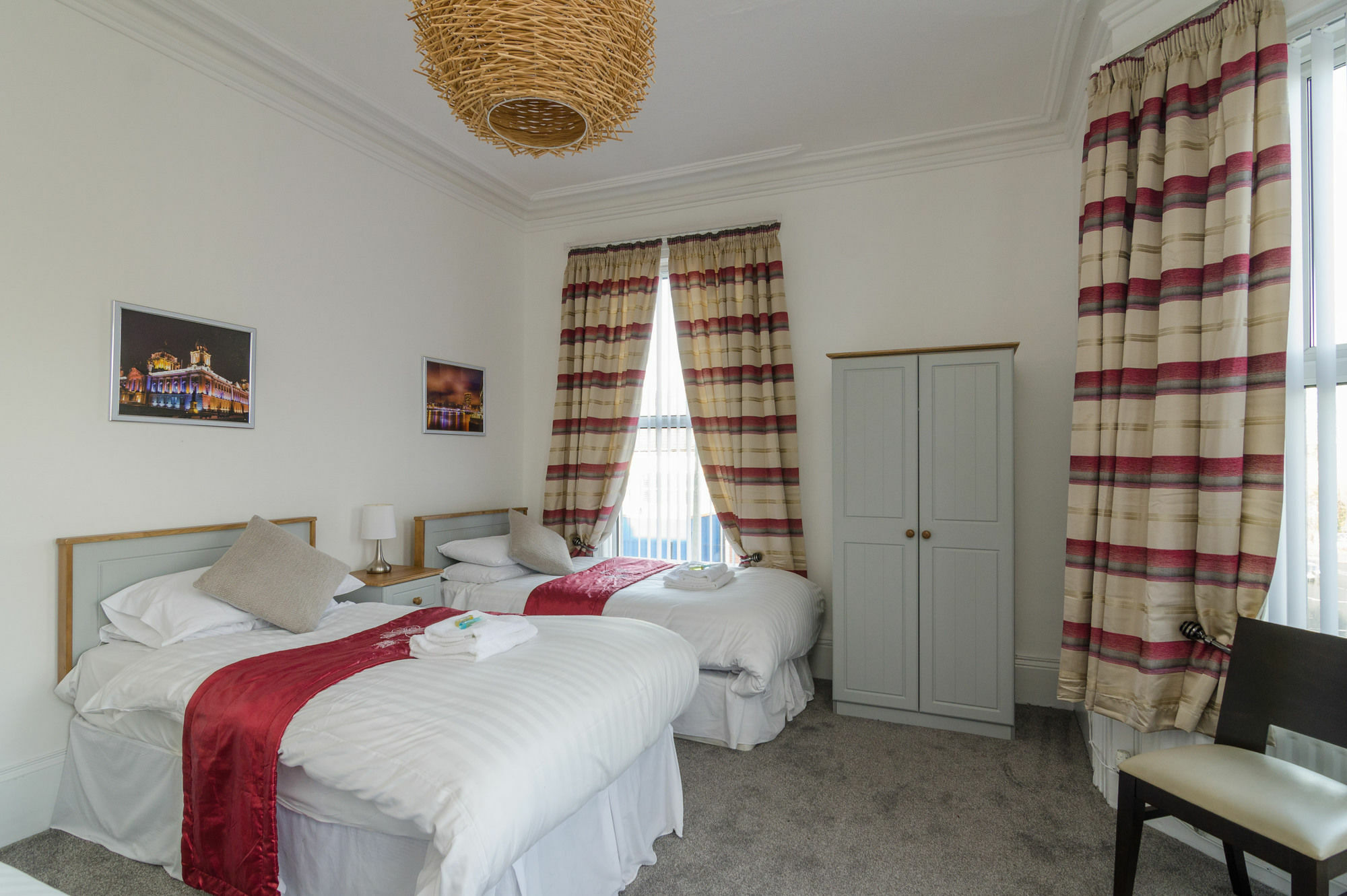 Oyo Parador Lodge Белфаст Екстер'єр фото